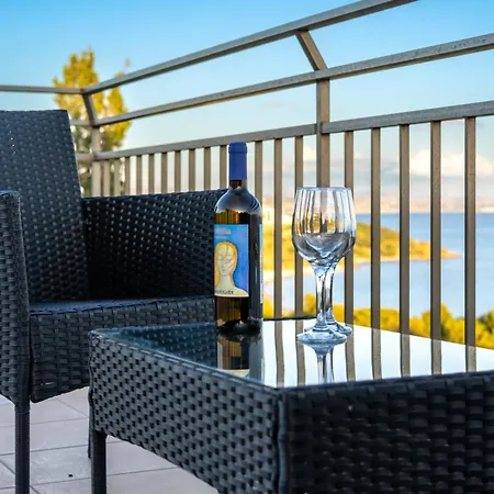 Rosa Sul Mare Villa *