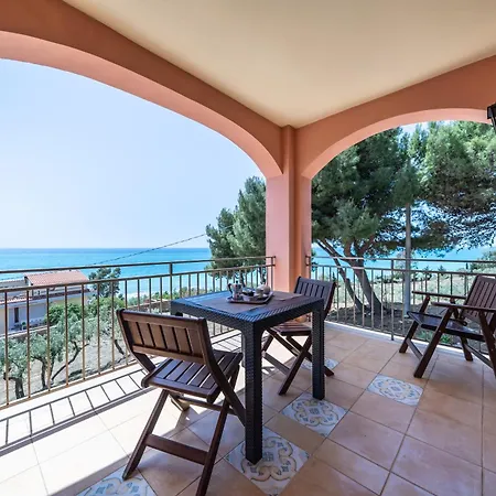 Rosa Sul Mare Villa