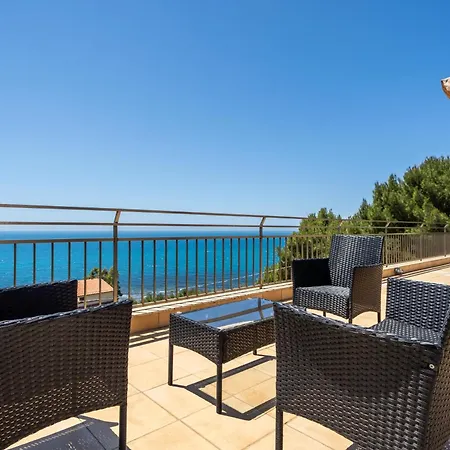 Rosa Sul Mare Willa *