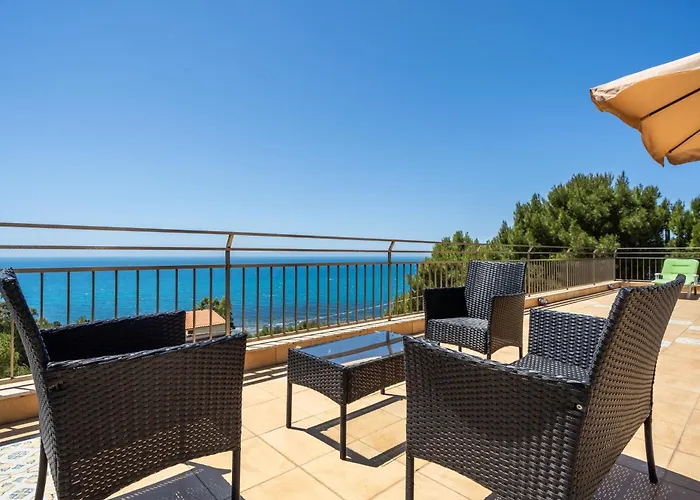 Rosa Sul Mare Villa *